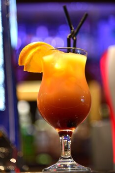 Hotel Bar