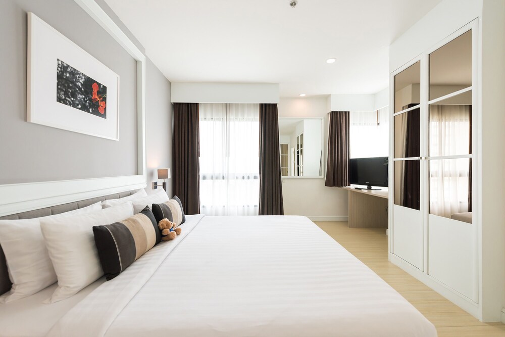 Deluxe Apartment, 2 Bedrooms, Kitchen - Guestroom