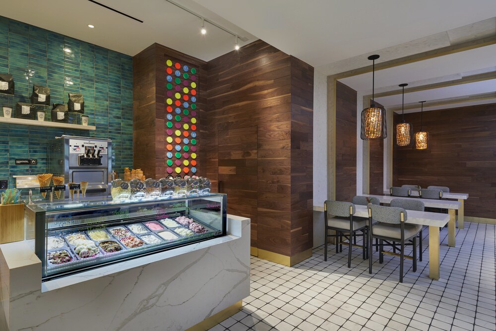 Coffee Shop