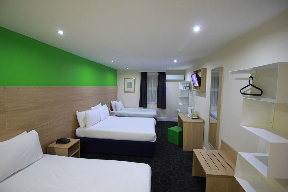 Guestroom