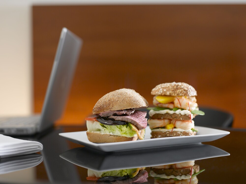 Room Service - Dining