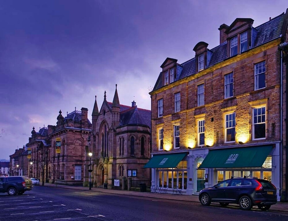 Hotel Front - Evening/Night