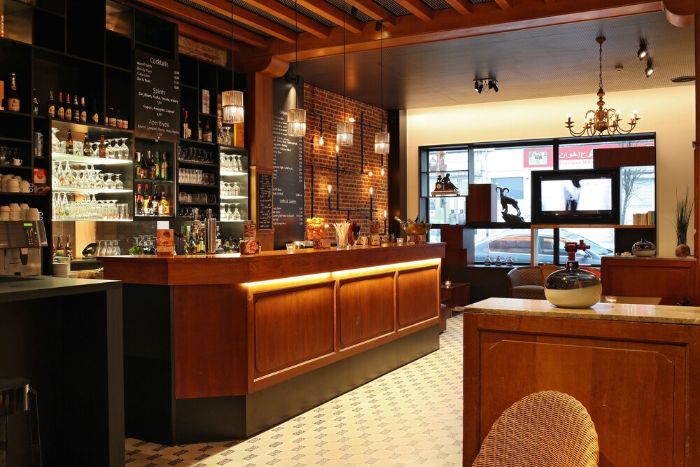 Hotel Bar