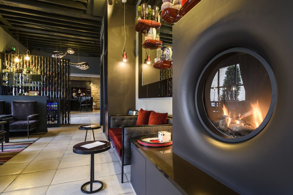 Bar-salon de l'hôtel
