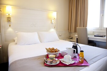 Room Service - Dining