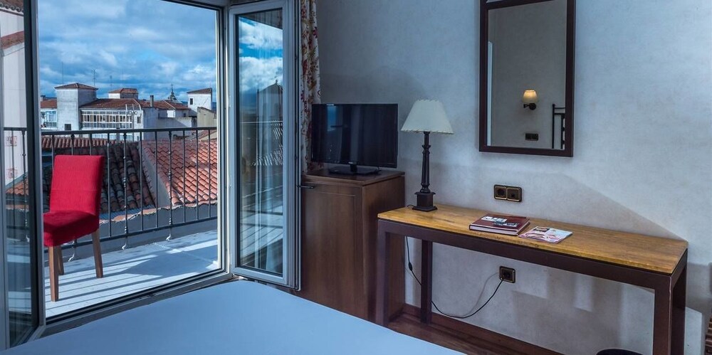 Guestroom View