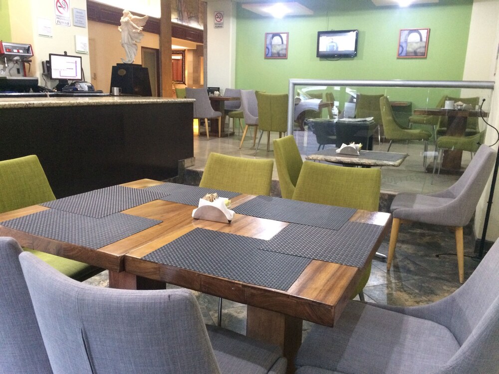 Coffee Shop