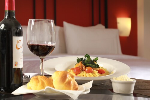 Holiday Inn Hotel & Suites Guadalajara-Centro Historico