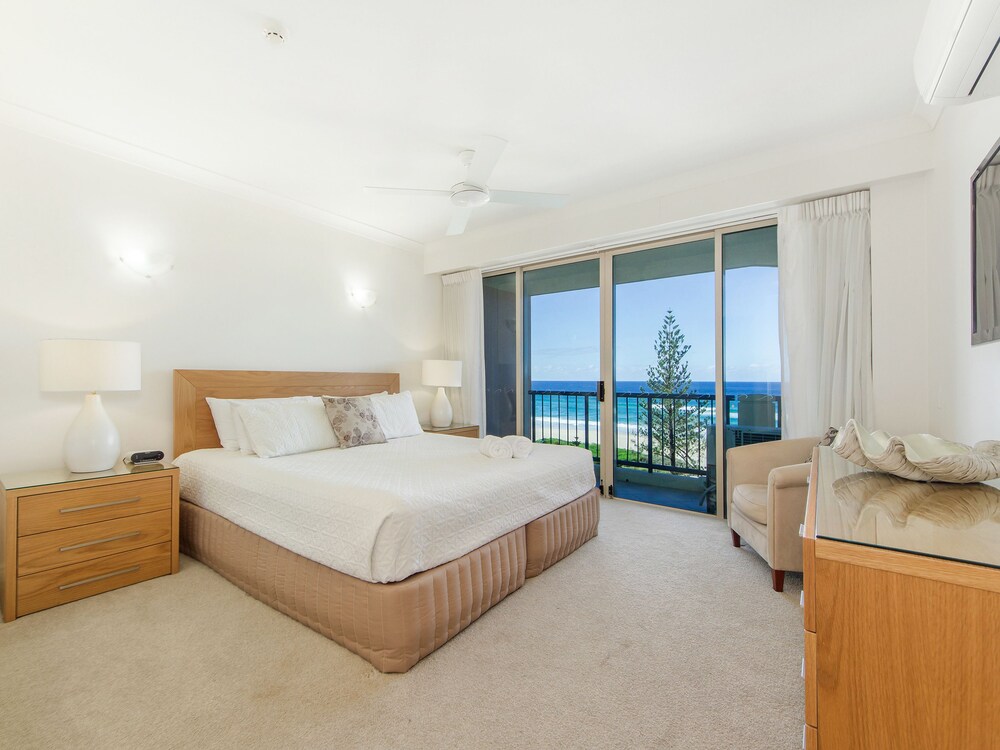 Apartment, 1 Bedroom, Oceanfront - Guestroom