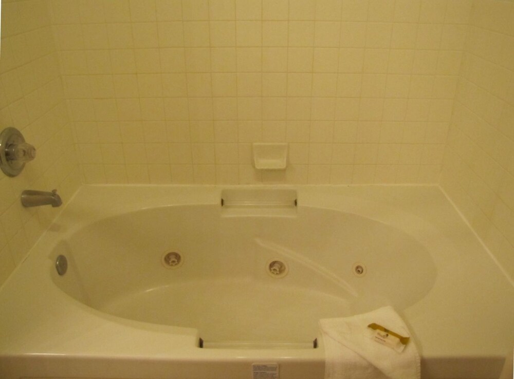 Jetted Tub