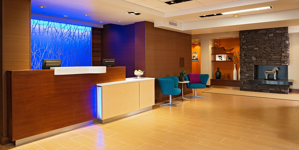 Reception, Fairfield Inn & Suites by Marriott Rochester West/Greece