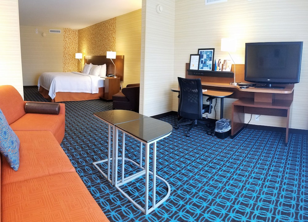 Room amenity, Fairfield Inn & Suites by Marriott Rochester West/Greece