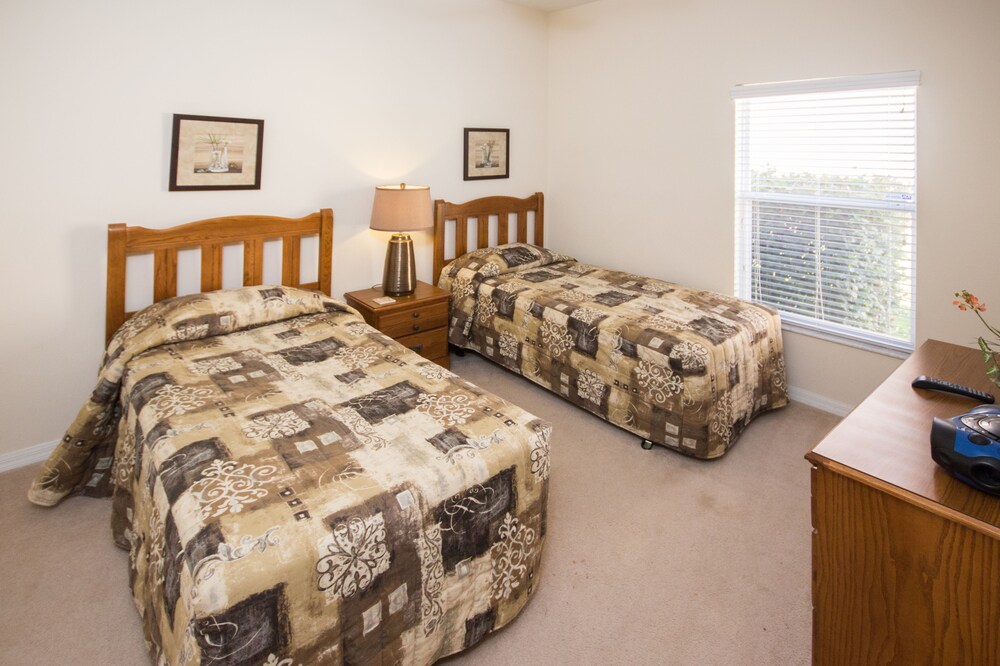 Luxury House, 4 Bedrooms, Private Pool - Guestroom