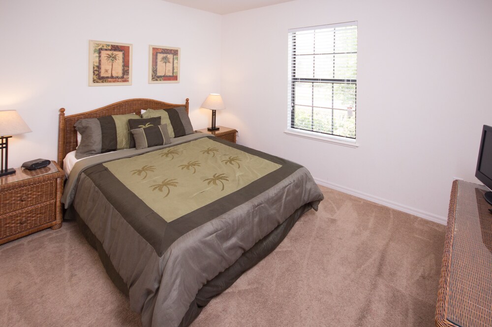 Luxury House, 5 Bedrooms, Private Pool - Guestroom