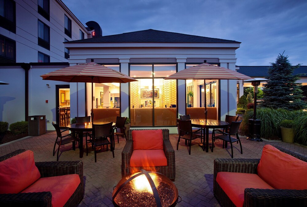 Hotel Lounge