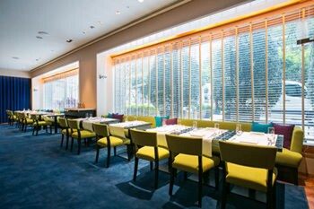 Food Court