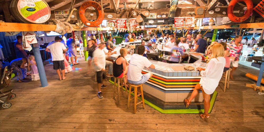 Poolside Bar