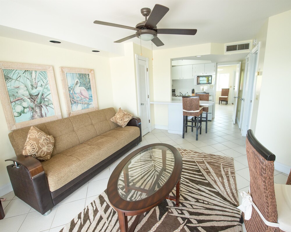Mariner Condo Waterfront Suite - Guestroom
