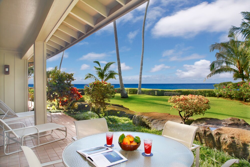 Standard Room, 1 Bedroom, Oceanfront - Terrace/Patio