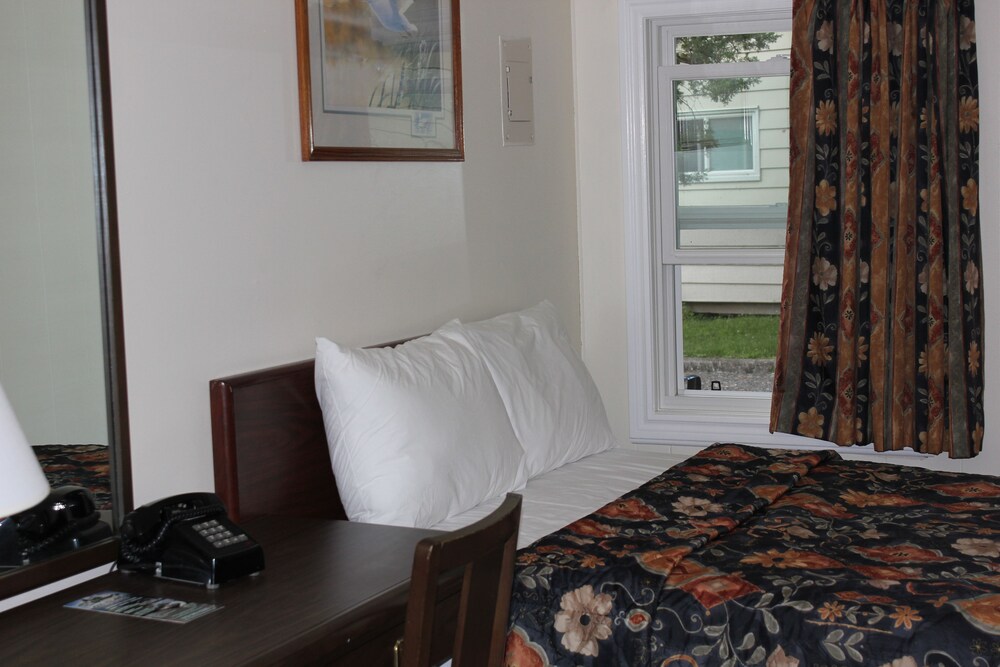 Guestroom View