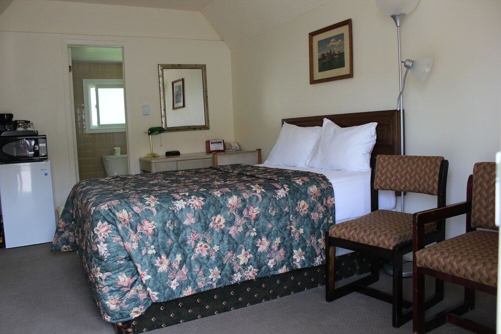 Guestroom View