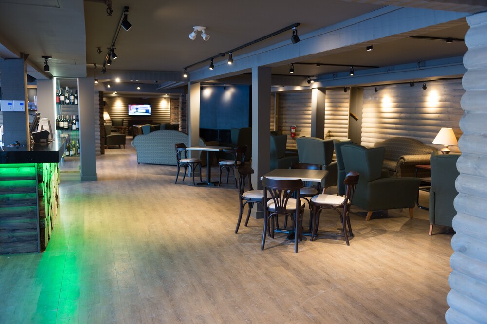 Bar-salon de l’hôtel