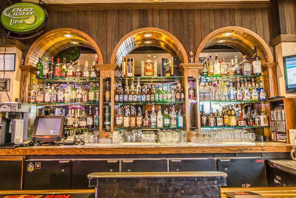 Hotel Bar