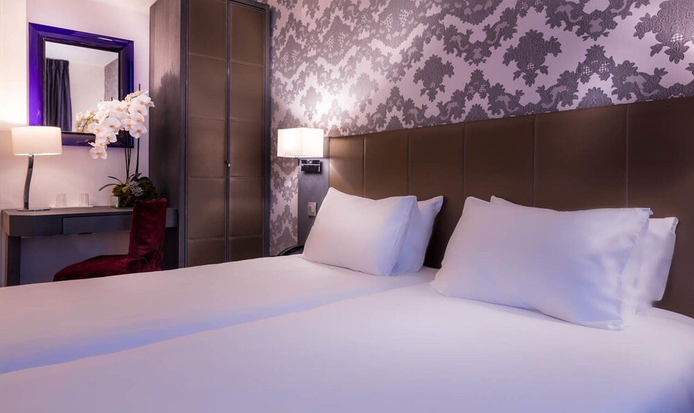 Guestroom