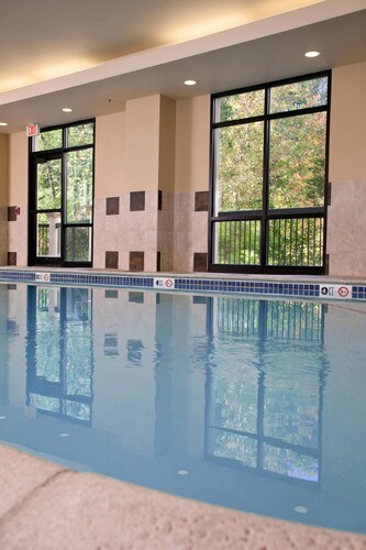Courtyard by Marriott Woburn/Boston North