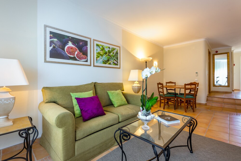 Two bedroom Standard Linked Villa - Guestroom