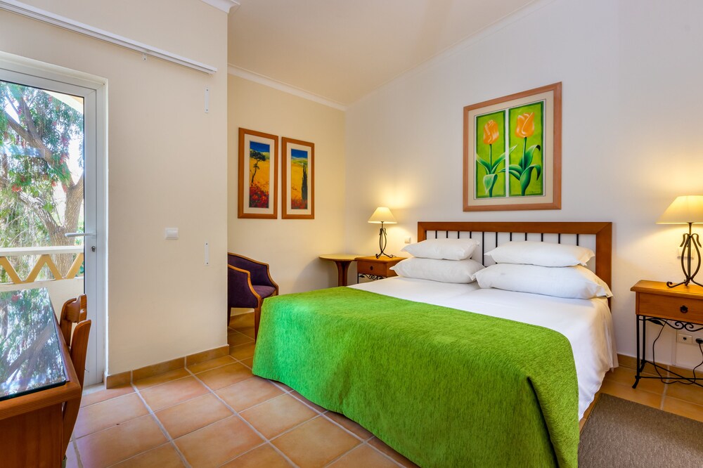 Two bedroom Standard Linked Villa - Guestroom