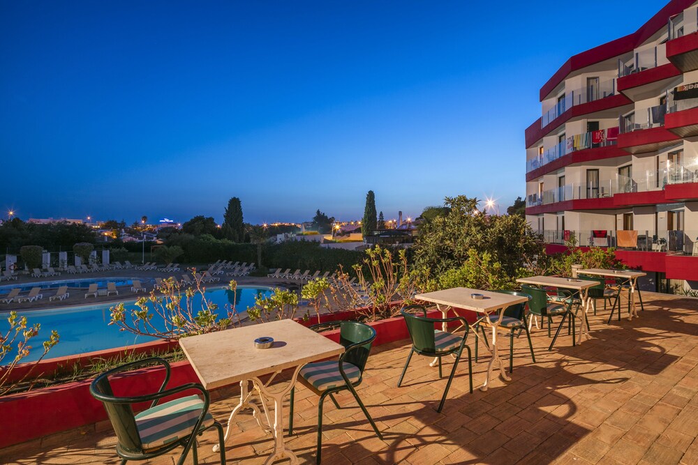 Hotel Lounge