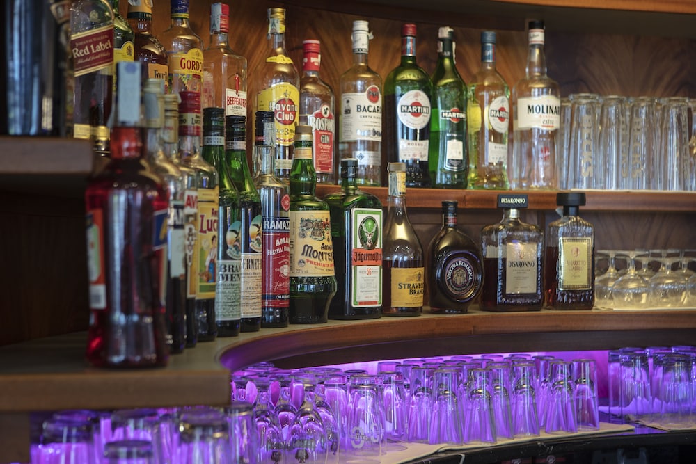 Hotel Bar