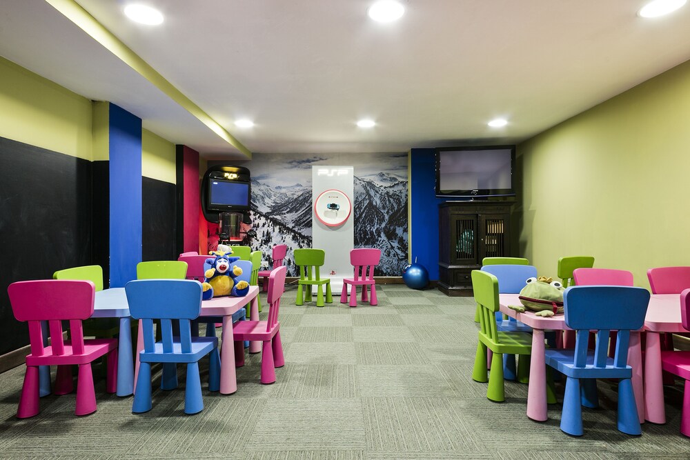 Childrens Area