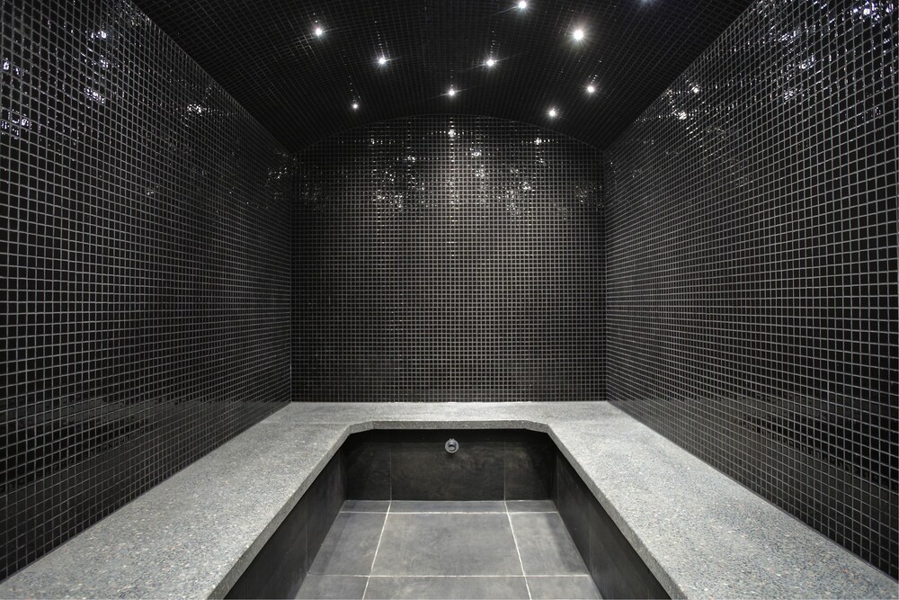 Steam Room