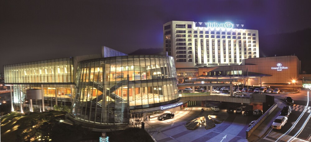 Hotel Front - Evening/Night