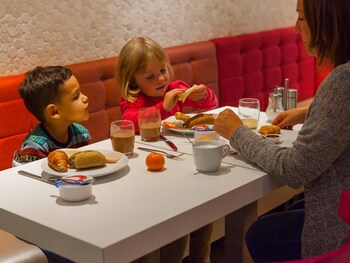 Family Dining