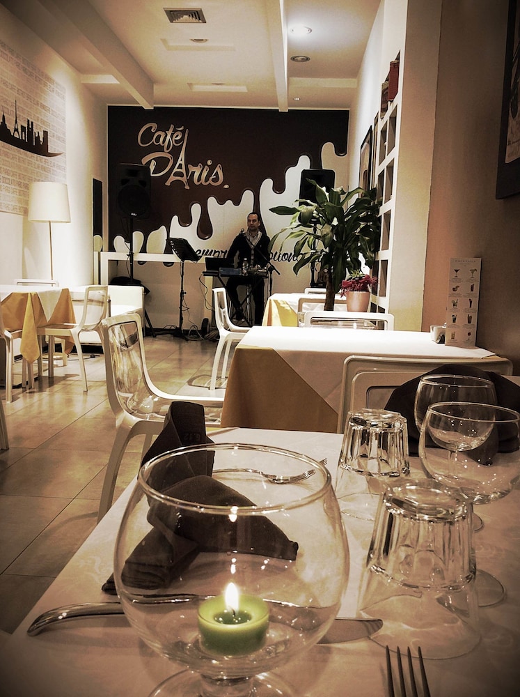 Hotel Bar