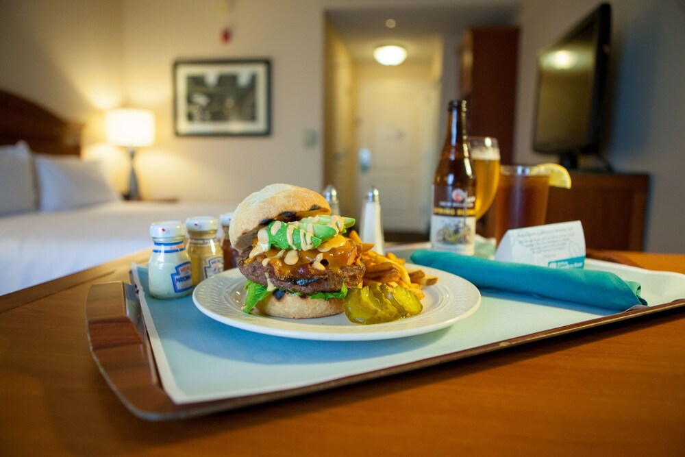 Room Service - Dining