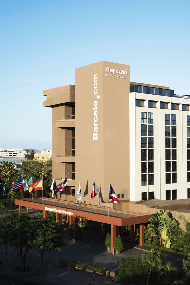 Fachada del hotel