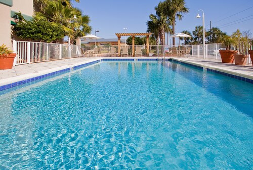 Holiday Inn Express Destin E - Commons Mall area
