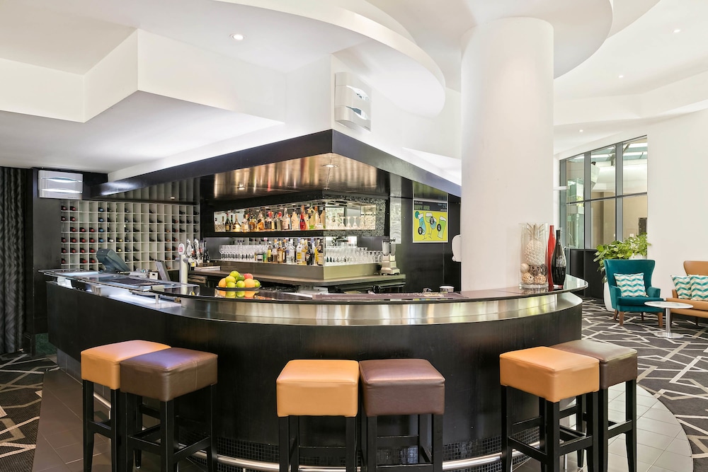Hotel Bar