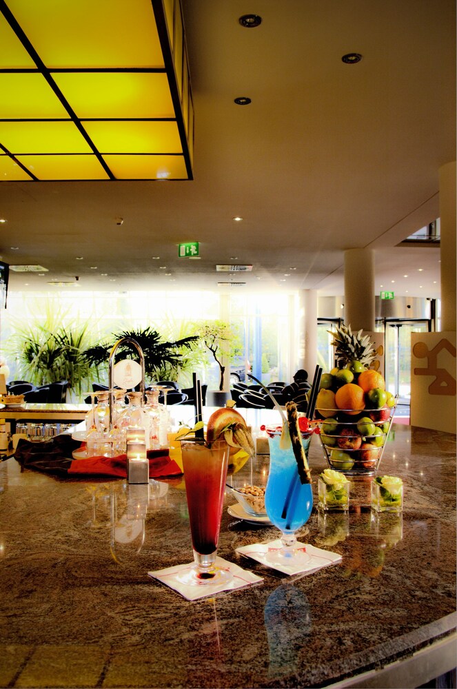 Hotel Lounge