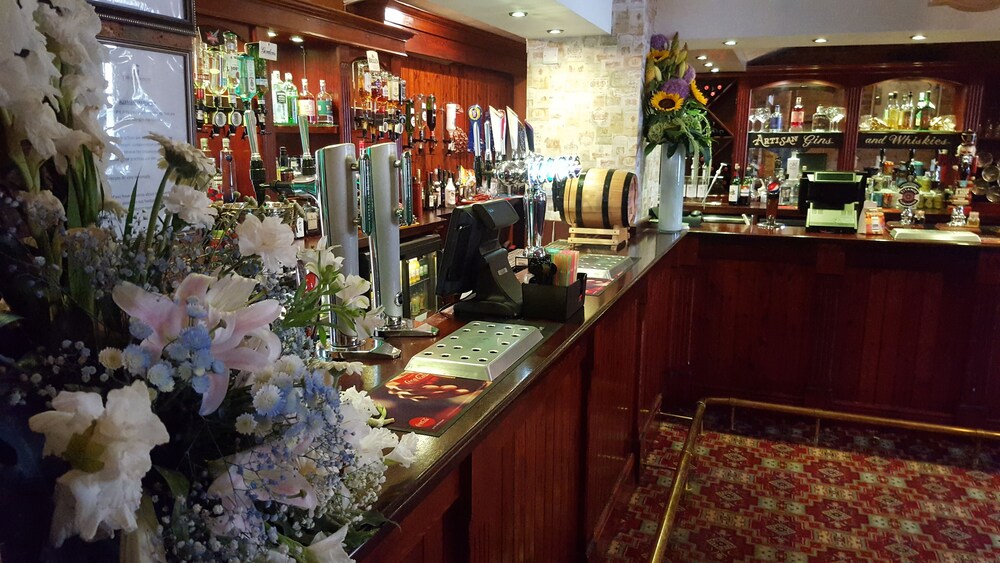 Hotel Bar
