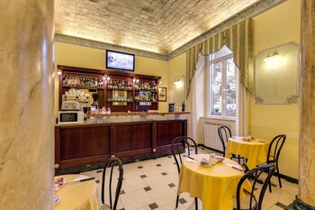 Hotel Lounge
