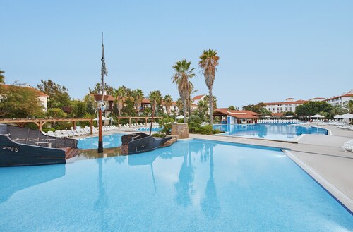 PortAventura Hotel El Paso - Theme Park Tickets Included