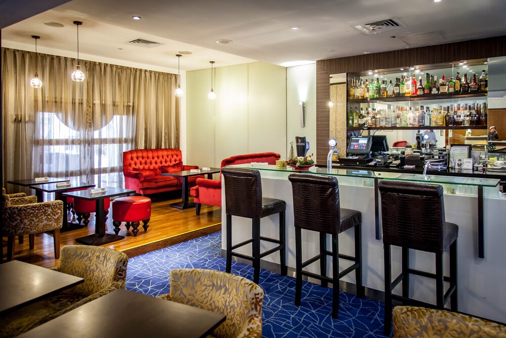 Hotel Bar