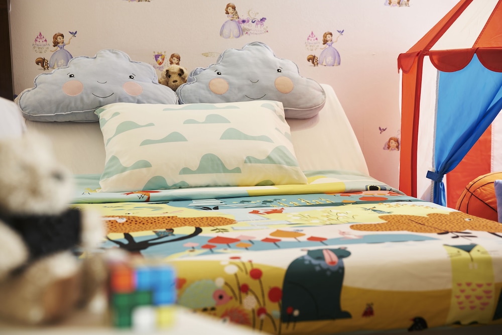 Childrens Theme Room