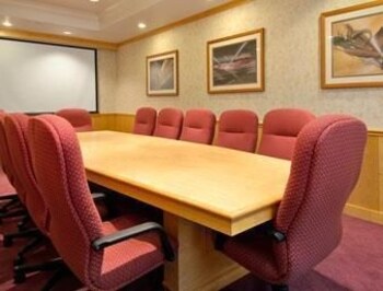 Orange County/Anaheim Vacations - Ramada Plaza Anaheim - Property Image 11