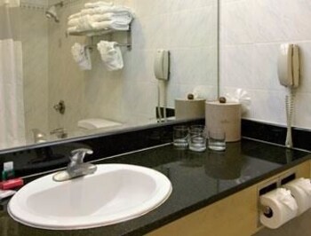 Orange County/Anaheim Vacations - Ramada Plaza Anaheim - Property Image 1